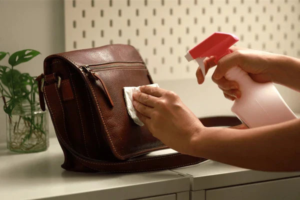 How Often Should You Condition a Leather Bag? - VILL OKSE
