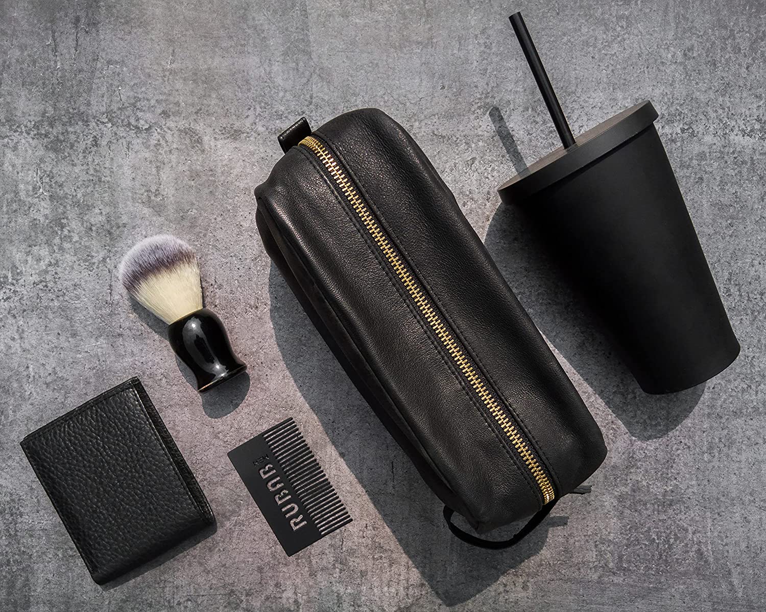 VILL OKSE Black Toiletry Bag