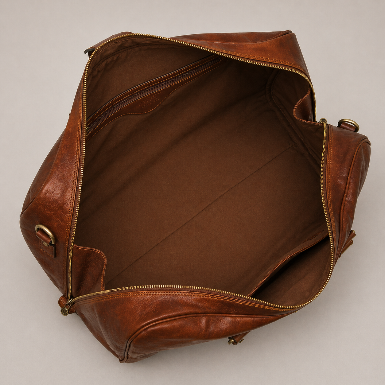 Bjorn Leather Weekender Bag (Cognac Oil Pull-Up)