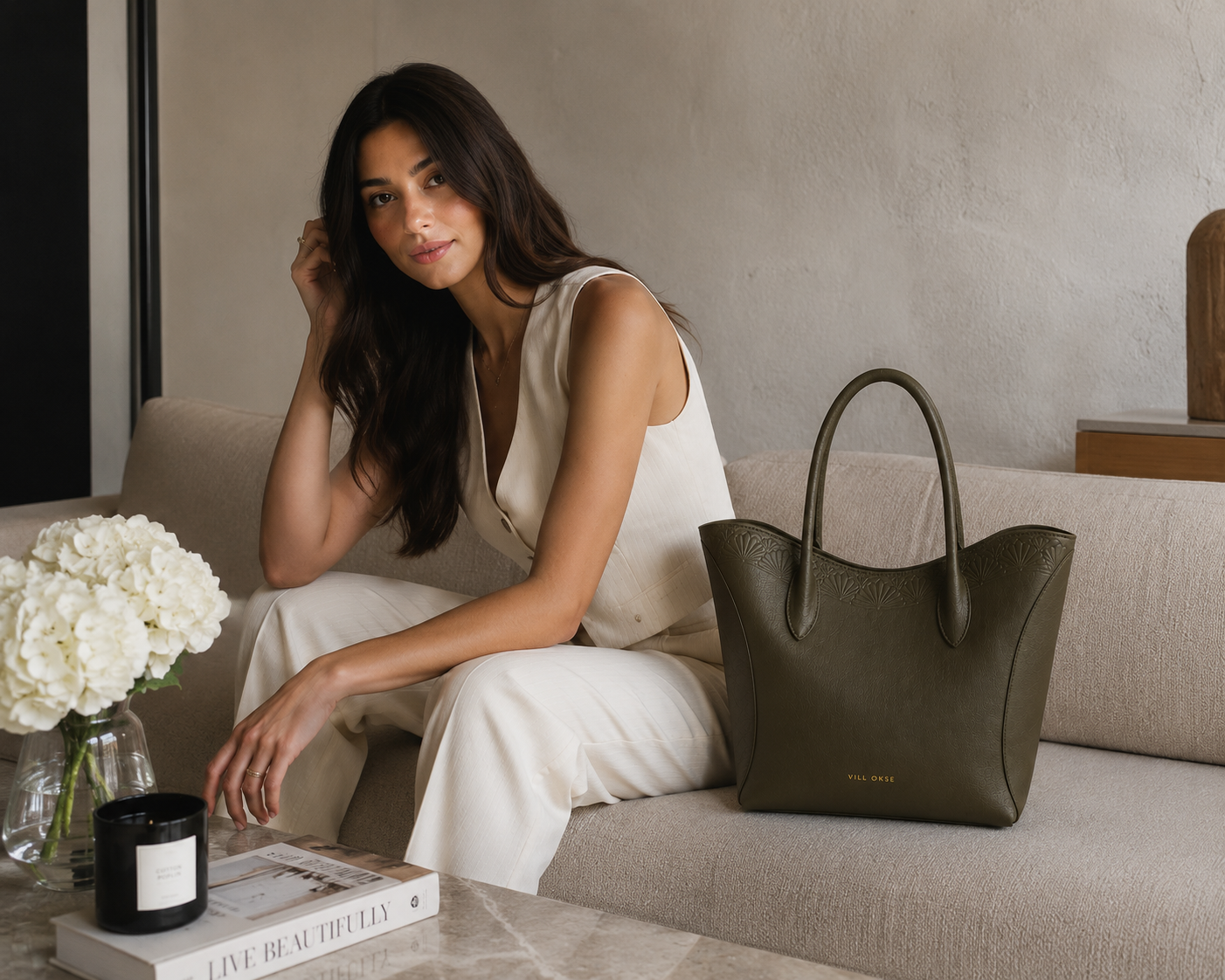 The Lari Leather Handbag for Women ( Ottoman Green )
