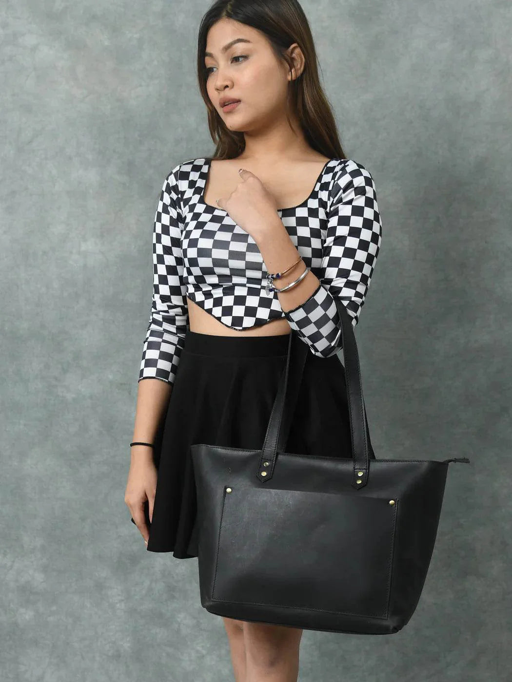 The Work - Genuine Leather Tote Bag - Black Nappa - VILL OKSE