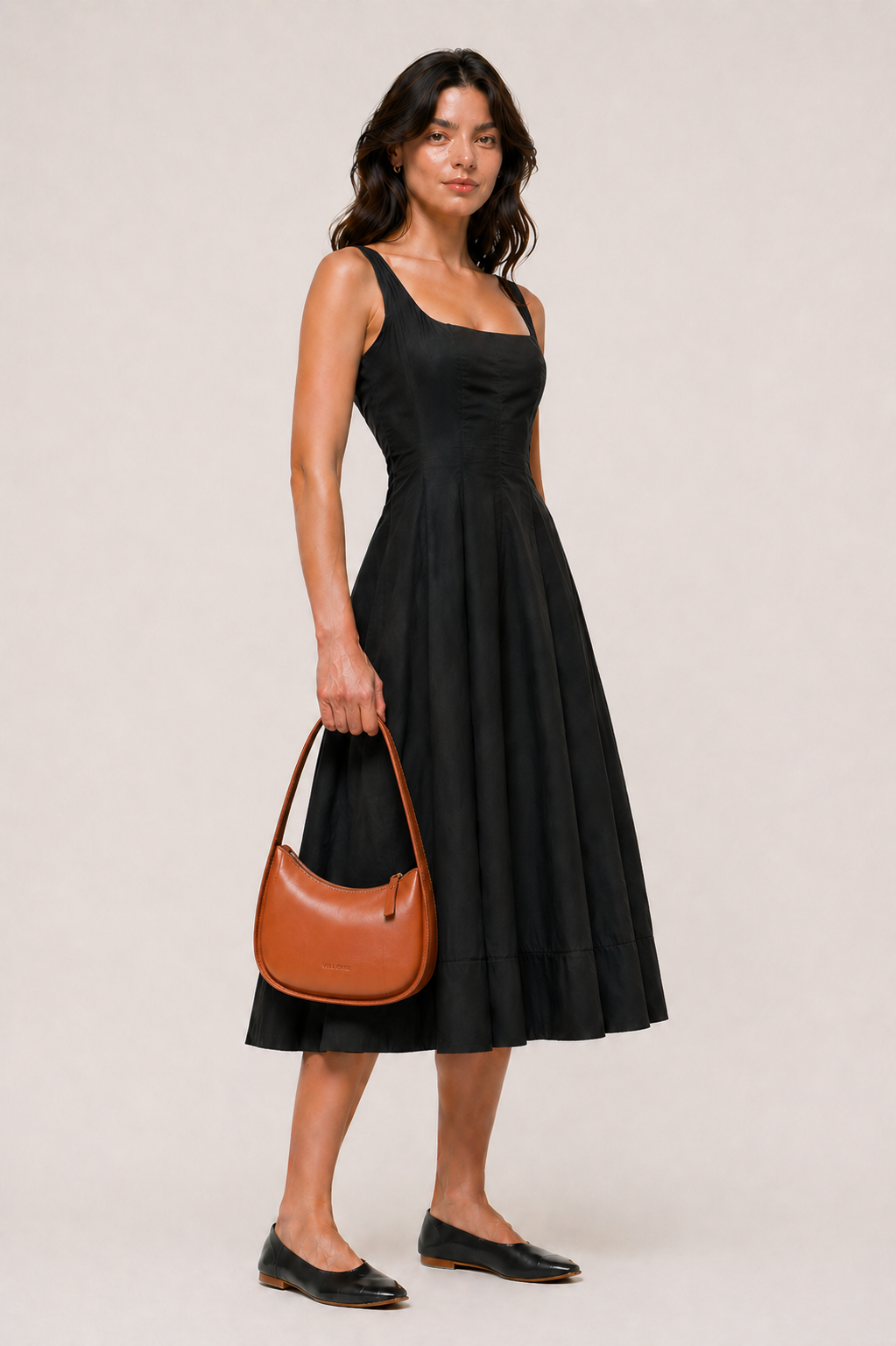 HAREEM LEATHER MOON BAG ( COGNAC NAPPA )