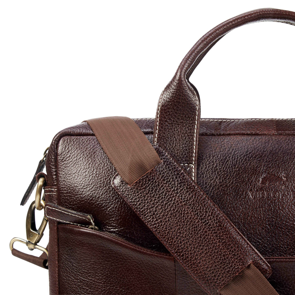 leather-laptop-bag-brown-close-up-shoulder-strap-detail - VILL OKSE