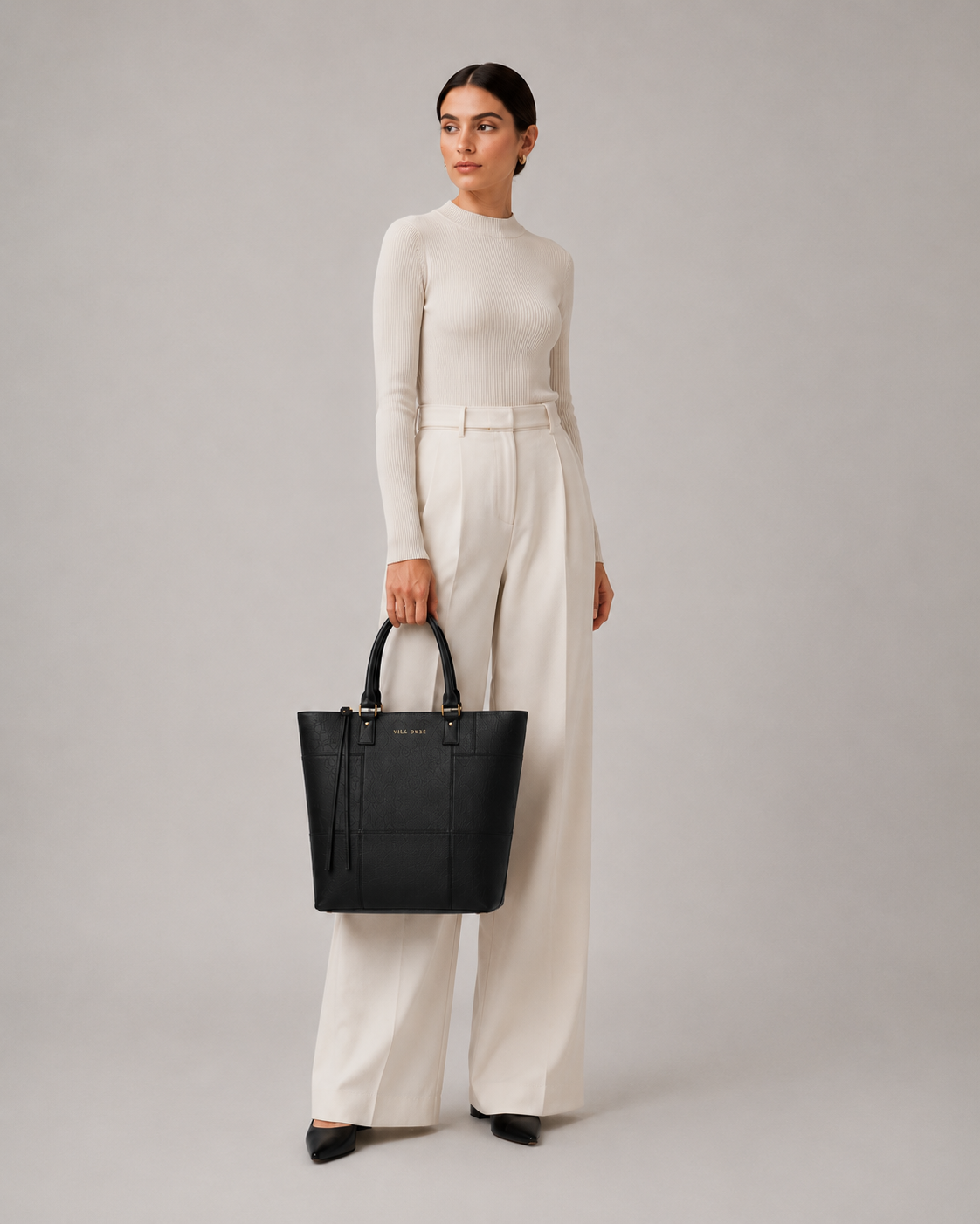 The Palmyra Leather Handbag for Women ( Black Nappa )