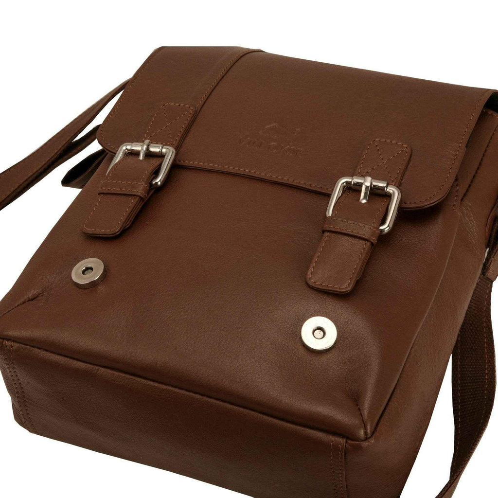 villokse-messenger-bag-brown-leather-closure-buckle-detail - VILL OKSE